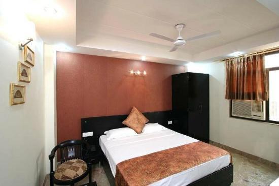 Fabexpress Jeniffer Inn Delhi  Exterior photo